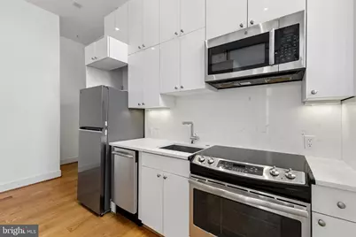 1211 G Street SE #5, Washington, DC 20003 - Photo 8