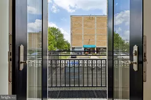 1211 G St SE, Washington, DC 20003 - Photo 18