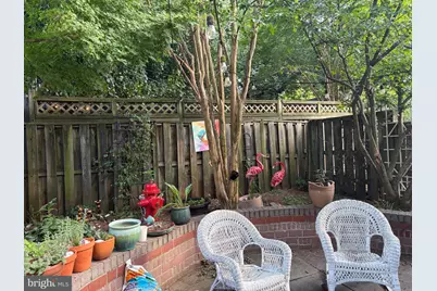 915 C Street SE, Washington, DC 20003 - Photo 36