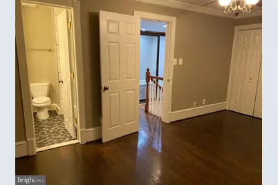 915 C Street SE, Washington, DC 20003 - Photo 68