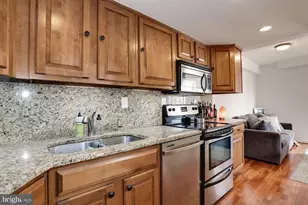 3 Washington Cir NW, Washington, DC 20037 - Photo 10
