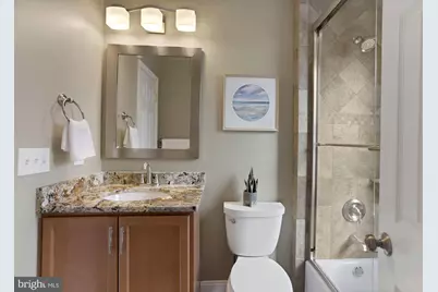 215 T Street NE, Washington, DC 20002 - Photo 18