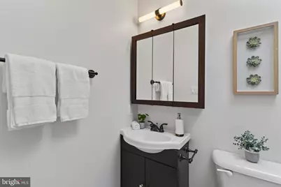 236 Warren Street NE, Washington, DC 20002 - Photo 26