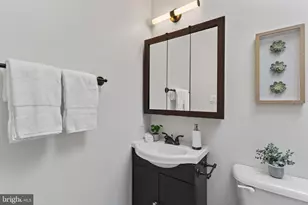 236 Warren St NE, Washington, DC 20002 - Photo 26