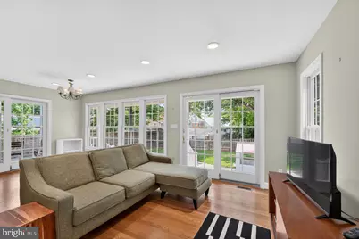 5105 34th Street NW, Washington, DC 20008 - Photo 8