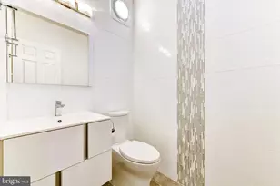 3221 Sutton Pl NW, Washington, DC 20016 - Photo 20