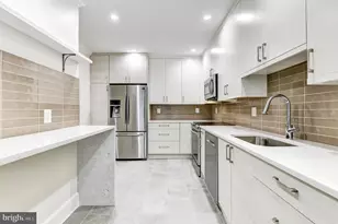 3221 Sutton Pl NW, Washington, DC 20016 - Photo 16