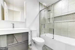 3221 Sutton Pl NW, Washington, DC 20016 - Photo 10