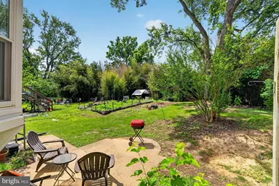 4512 Macarthur Boulevard NW, Washington, DC 20007 - Photo 16
