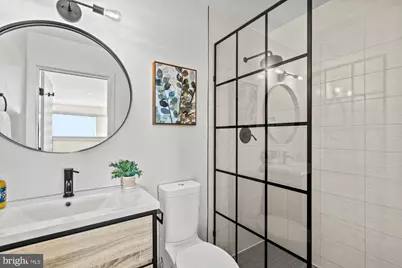 732 15th Street SE #6, Washington, DC 20003 - Photo 30