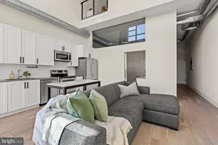 732 15th St SE, Washington, DC 20003 - Photo 8