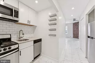 1718 Corcoran St NW, Washington, DC 20009 - Photo 6