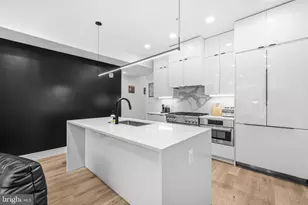1729 T St NW, Washington, DC 20009 - Photo 2