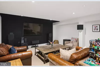 2931 Foxhall Road NW, Washington, DC 20016 - Photo 50