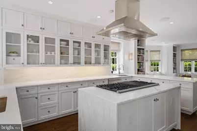 2931 Foxhall Road NW, Washington, DC 20016 - Photo 14