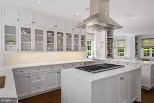 2931 Foxhall Rd NW, Washington, DC 20016 - Photo 14