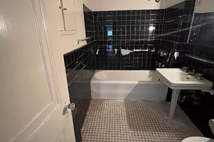 4000 Cathedral Ave NW, Washington, DC 20016 - Photo 10