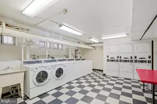 1954 Columbia Rd NW, Washington, DC 20009 - Photo 26