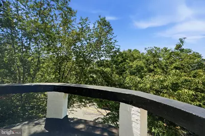 1933 Calvert Street NW, Washington, DC 20009 - Photo 60