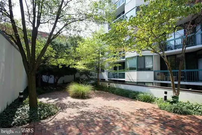 955 26th NW #202, Washington, DC 20037 - Photo 20