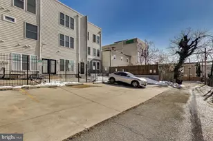 1220 19th St NE, Washington, DC 20002 - Photo 32