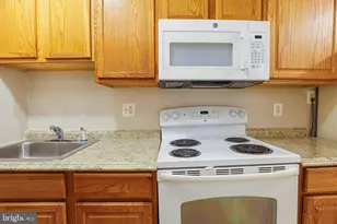 1633 E St NE, Washington, DC 20002 - Photo 4