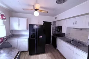 5908 NE 8th Street NE, Washington, DC 20011 - Photo 2