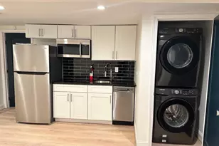 4252 Dix St NE, Washington, DC 20019 - Photo 2