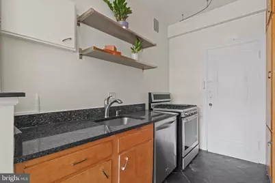 2737 Devonshire Place NW #110, Washington, DC 20008 - Photo 10