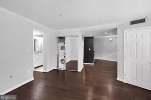 1801 Calvert St NW, Washington, DC 20009 - Photo 4
