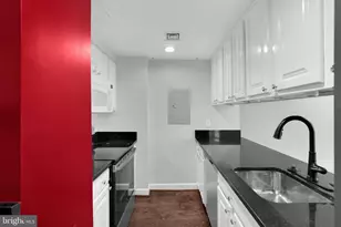 1801 Calvert St NW, Washington, DC 20009 - Photo 8