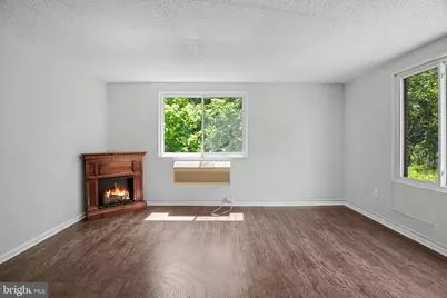 1907 Good Hope Road SE #108, Washington, DC 20020 - Photo 6