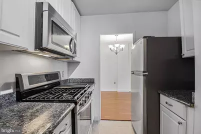 4000 Tunlaw Road NW #419, Washington, DC 20007 - Photo 6