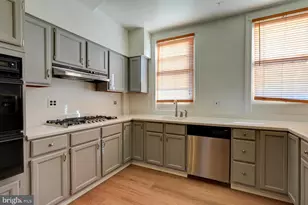 1209 I St SE, Washington, DC 20003 - Photo 8
