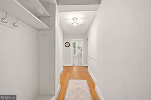 2410 20th St NW, Washington, DC 20009 - Photo 8