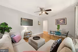 2410 20th St NW, Washington, DC 20009 - Photo 18