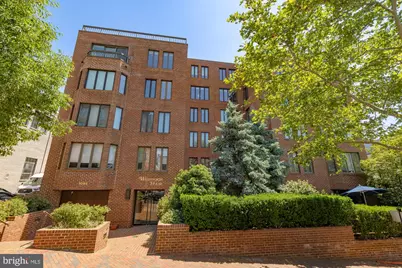1045 31st Street NW #104, Washington, DC 20007 - Photo 2