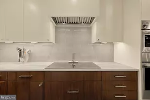 1045 31st St NW, Washington, DC 20007 - Photo 22