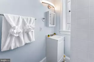 36 Randolph Pl NW, Washington, DC 20001 - Photo 32