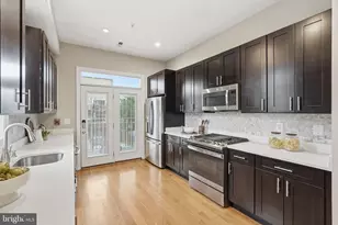1110 6th St NE, Washington, DC 20002 - Photo 6