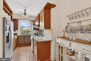 4000 Cathedral Ave NW, Washington, DC 20016 - Photo 32