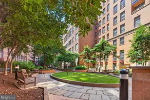 631 D Street NW, Washington, DC 20004 - Photo 32