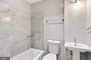 1361 Downing St NE, Washington, DC 20018 - Photo 10