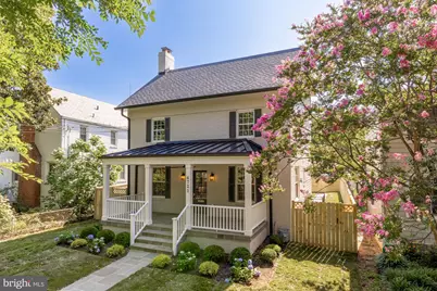 4721 45th Street NW, Washington, DC 20016 - Photo 2