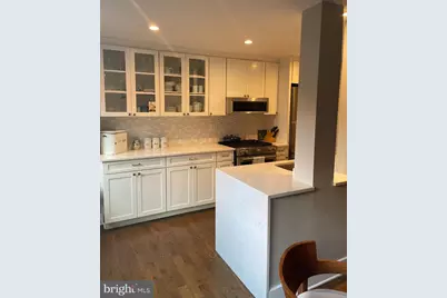1601 18th Street NW #307, Washington, DC 20009 - Photo 2