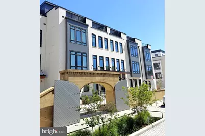 33 Lower Service Court NW, Washington, DC 20001 - Photo 1