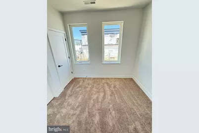 33 Lower Service Court NW, Washington, DC 20001 - Photo 42
