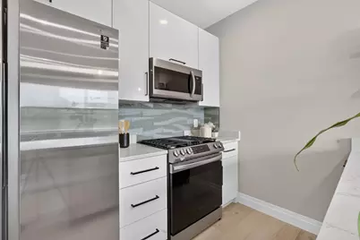 1102 Staples Street NE #301, Washington, DC 20002 - Photo 6