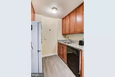 922 24th Street NW #115, Washington, DC 20037 - Photo 8
