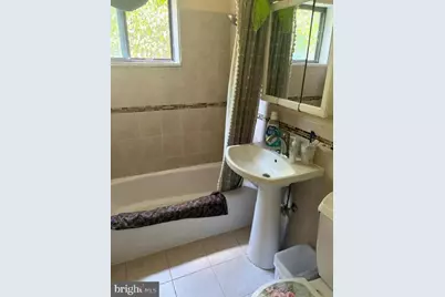 2325 42nd Street NW #201, Washington, DC 20007 - Photo 12